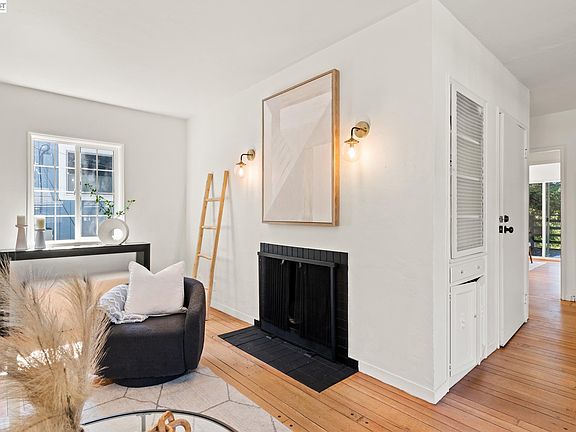 5th image of 3851 Madrone Ave