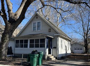220 S David St, Springfield, IL 62703