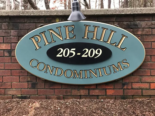 209 Great Rd APT B4, Acton, MA 01720