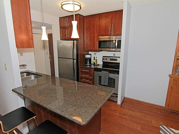 4th image of 1920 S 1st St APT 206