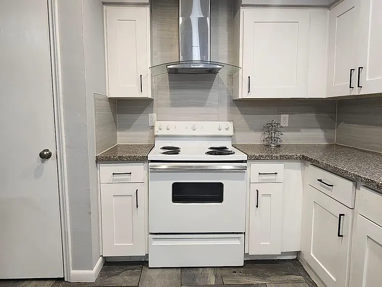 23431 Dew Wood Ln — Photo 13