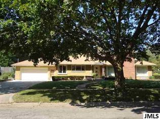 900 S Thompson St, Jackson, MI 49203