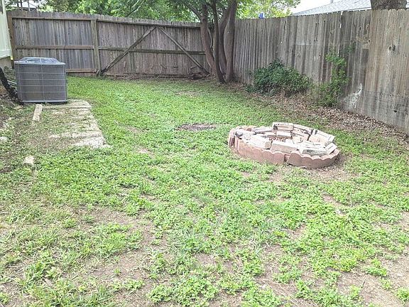5th image of 13039 Chimney Oak Dr