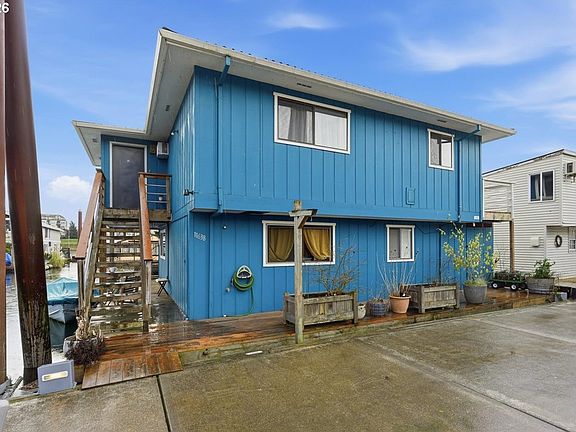 2nd image of 11638 N Island Cove Ln