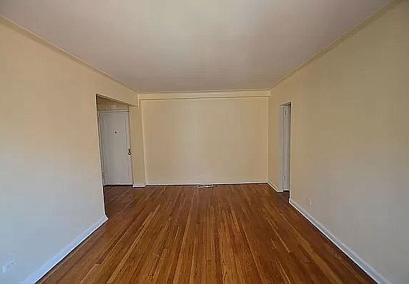 2nd image of 180 E 17th St #304