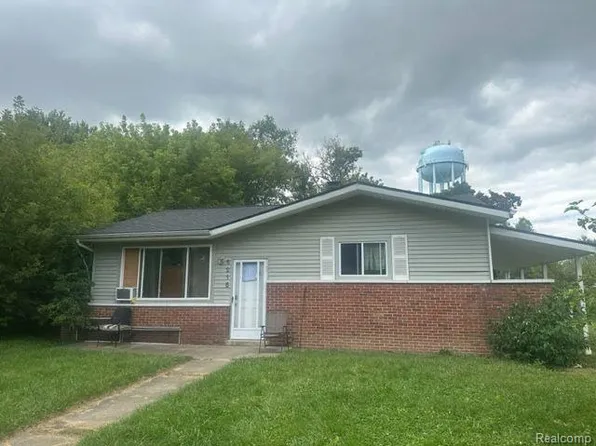 6215 David Berger St, Mount Morris, MI 48458