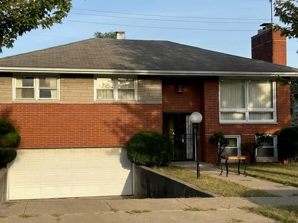 2137 Hayes St, Gary, IN 46404
