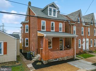 948 Queen St, Pottstown, PA 19464