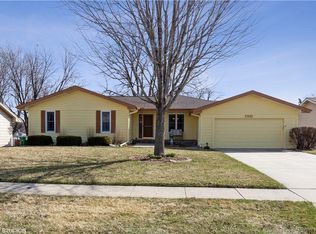 3915 81st St, Urbandale, IA 50322