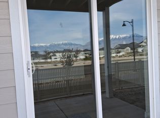 882 N Pugh Ln, Saratoga Springs, UT 84045