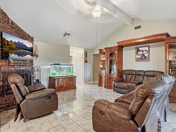 4th image of 7522 Shoshone Dr