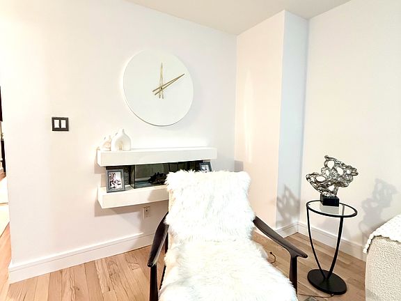 5th image of 3023 23rd St #1