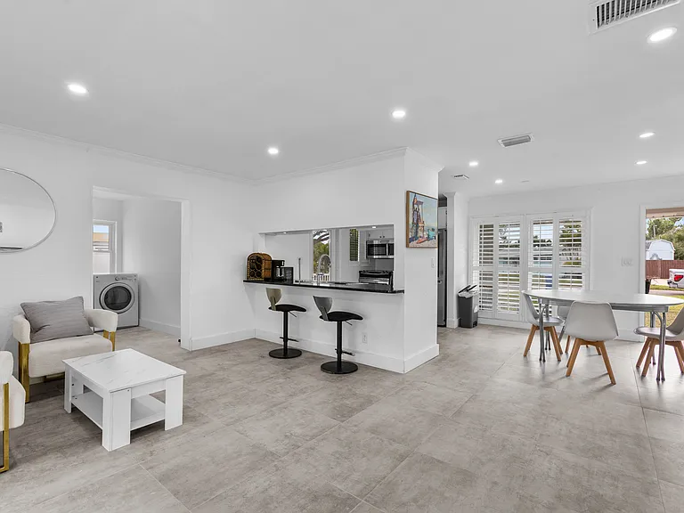 4681 Carson St NE — Photo 13