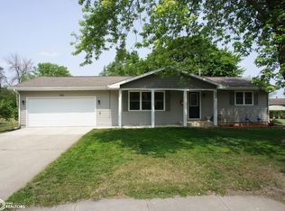 103 Southfield Ct, Webster City, IA 50595