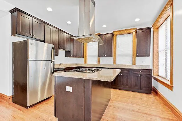 3153 N Hudson Ave #2 — Photo 5