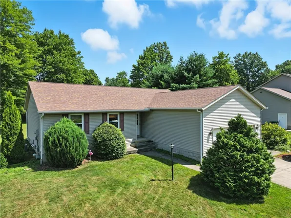 3537 Fran Ln, Hermitage, PA 16148