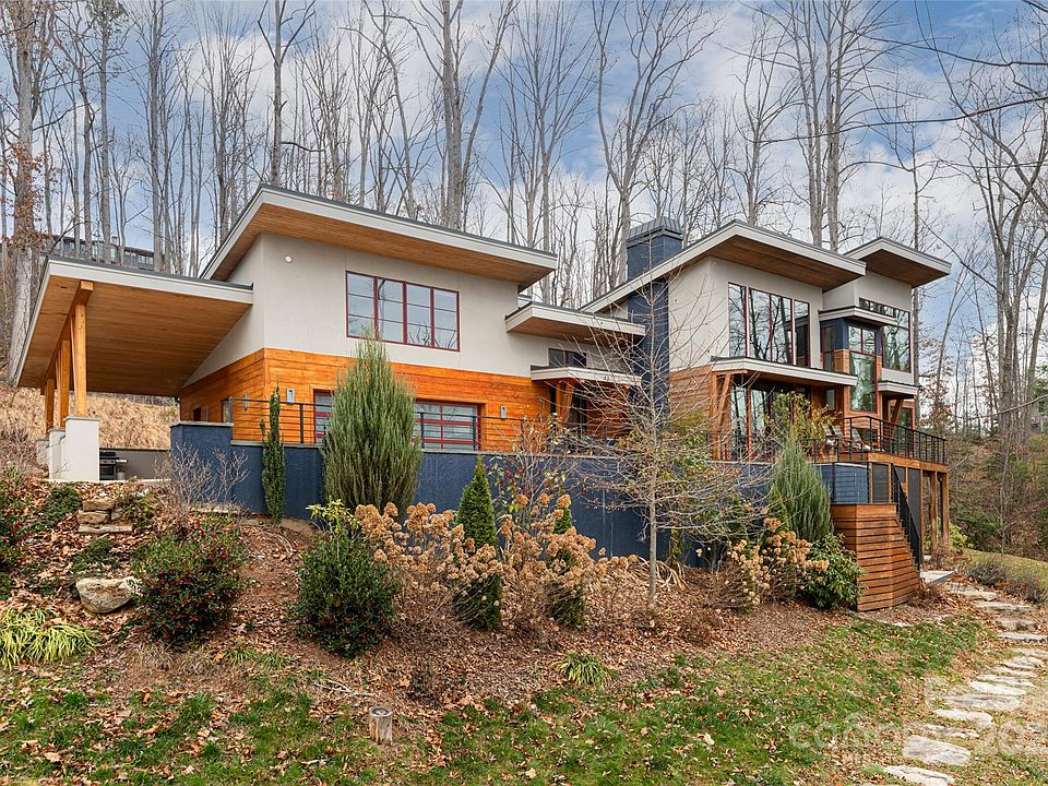 1st image of 42 Towering Oaks Ln