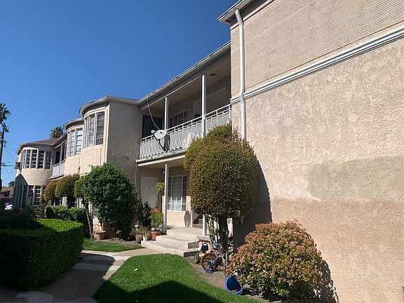 2nd image of 1037 S Norton Ave #1041-3/4