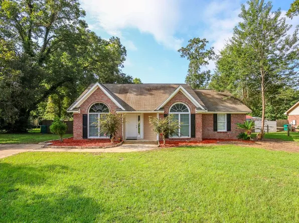 179 Saint Clair Dr, Leesburg, GA 31763