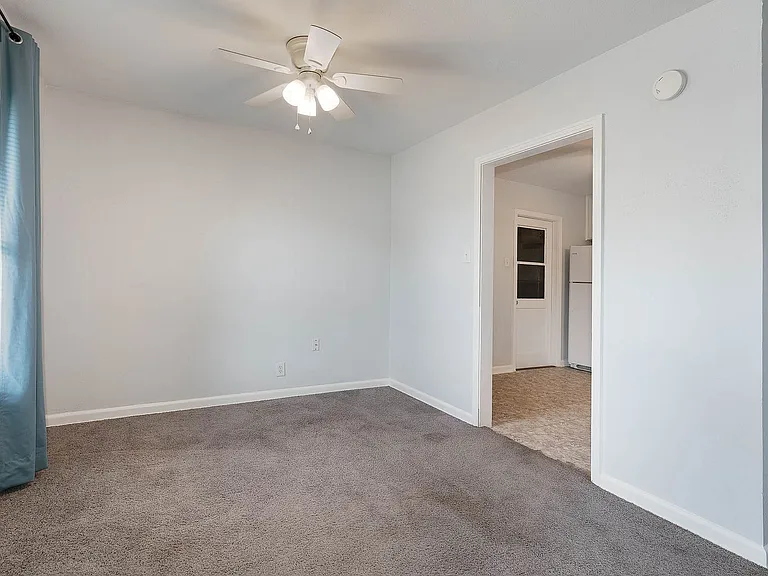 463 Cherry Ridge Dr — Photo 8