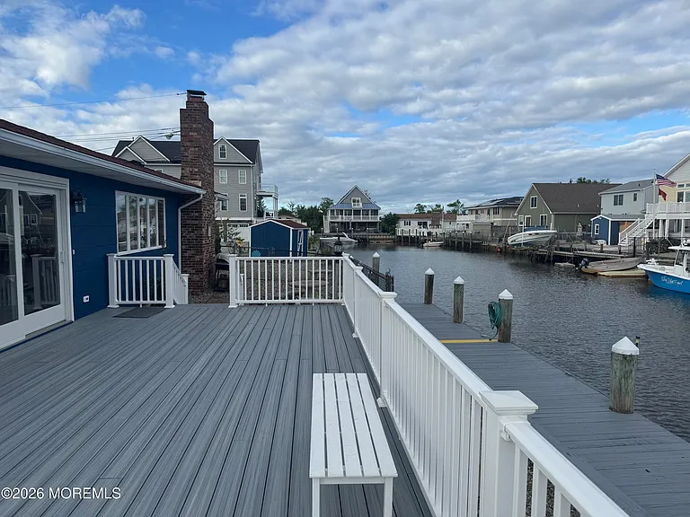 31 Navarra Dr — Photo 22