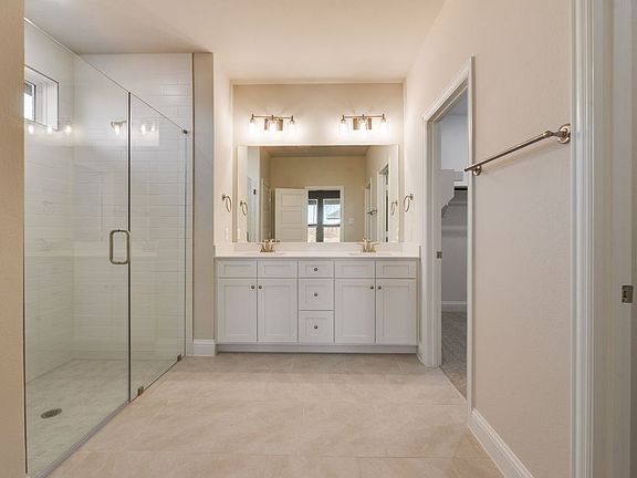 4th image of 205 Caper Meadow Dr