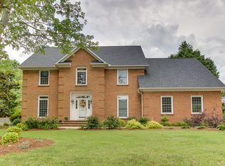 206 Eastcrest Dr, Simpsonville, SC 29681