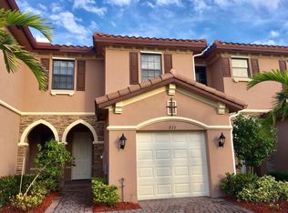 211 SE 37th Pl, Homestead, FL 33033