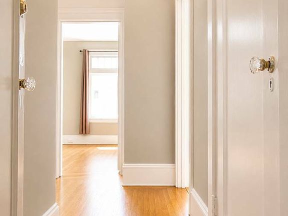 3rd image of 730 Ofarrell St APT 19