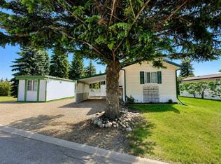 6205 54th St #19, Ponoka, AB T4J1M5