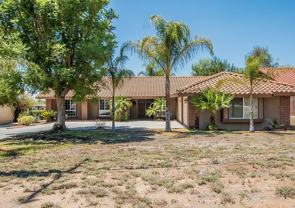 1st image of 11665 Ivy Ln