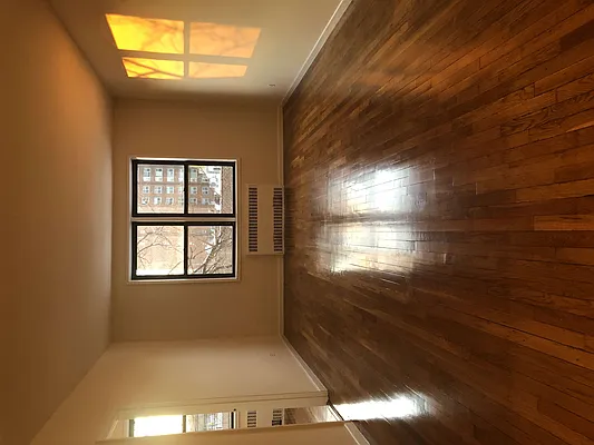 Rented by Contact Realty | media 5