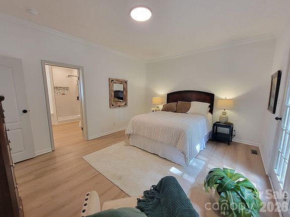 5th image of 261 Lone Laurel Trl