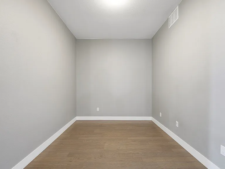 4885 S Monaco St #206 — Photo 19