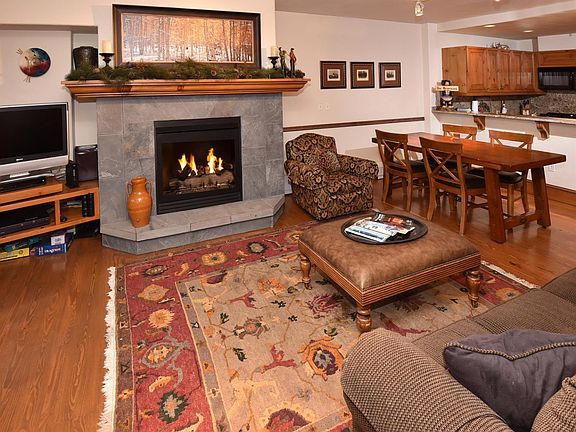 2nd image of 61 Avondale Ln #202
