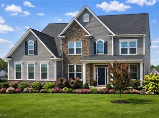 38690 Thorton Ln, Avon, OH 44011