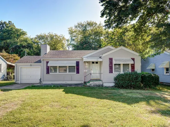 1156 S Stewart Avenue, Springfield, MO 65804