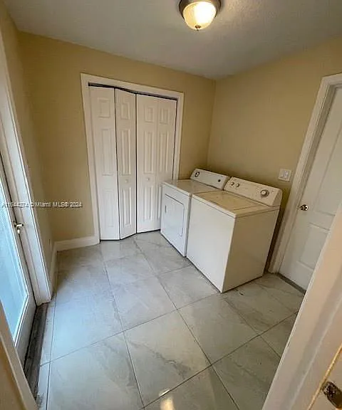 7502 NW 41st St — Photo 14