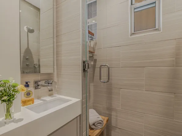 242 Baltic Street image 11 of 16