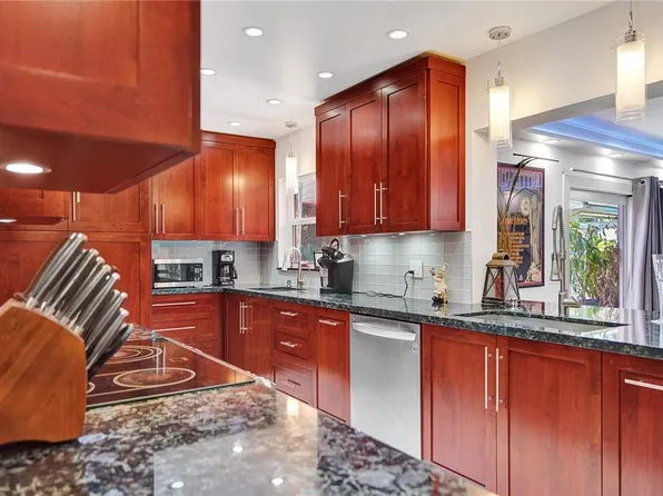 790 NW 38th Street, Oakland Park, FL 33309