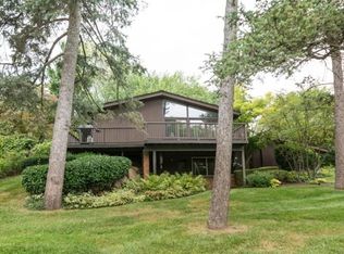 1148 Vesper Rd, Ann Arbor, MI 48103