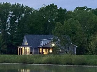 107 Red Berry Ln, De Soto, MO 63020