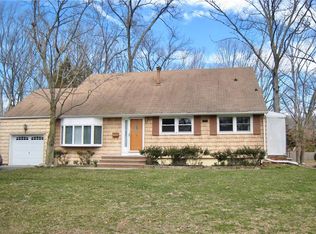 23 Sandalwood Dr, East Brunswick, NJ 08816