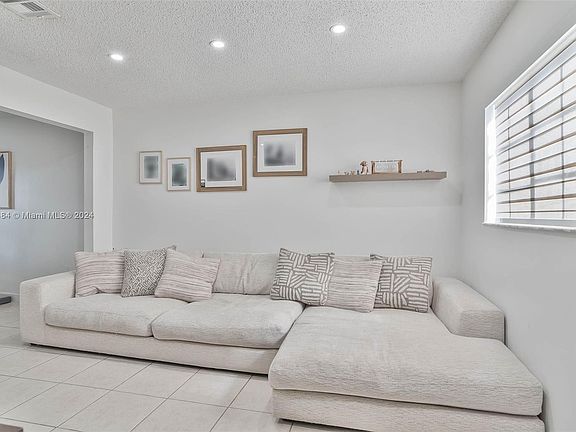3rd image of 8547 SW 109th Ave #8547