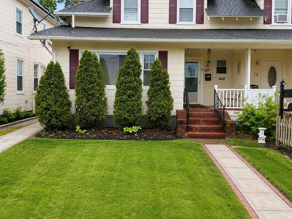 1st image of 18 Elizabeth Court
