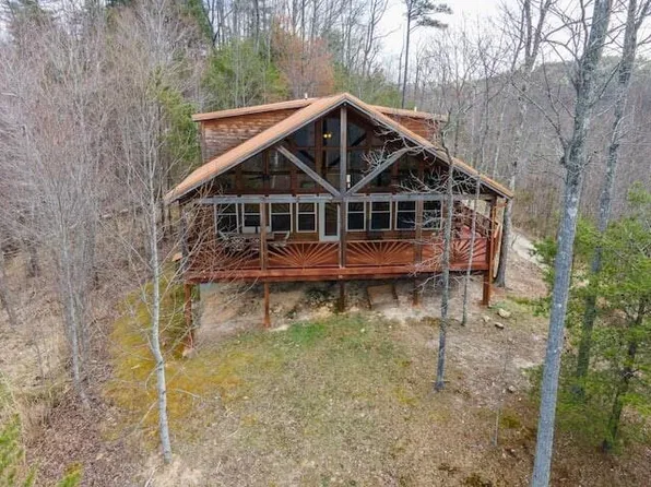 1500 Carabiner Circle Smt, Stanton, KY 40380