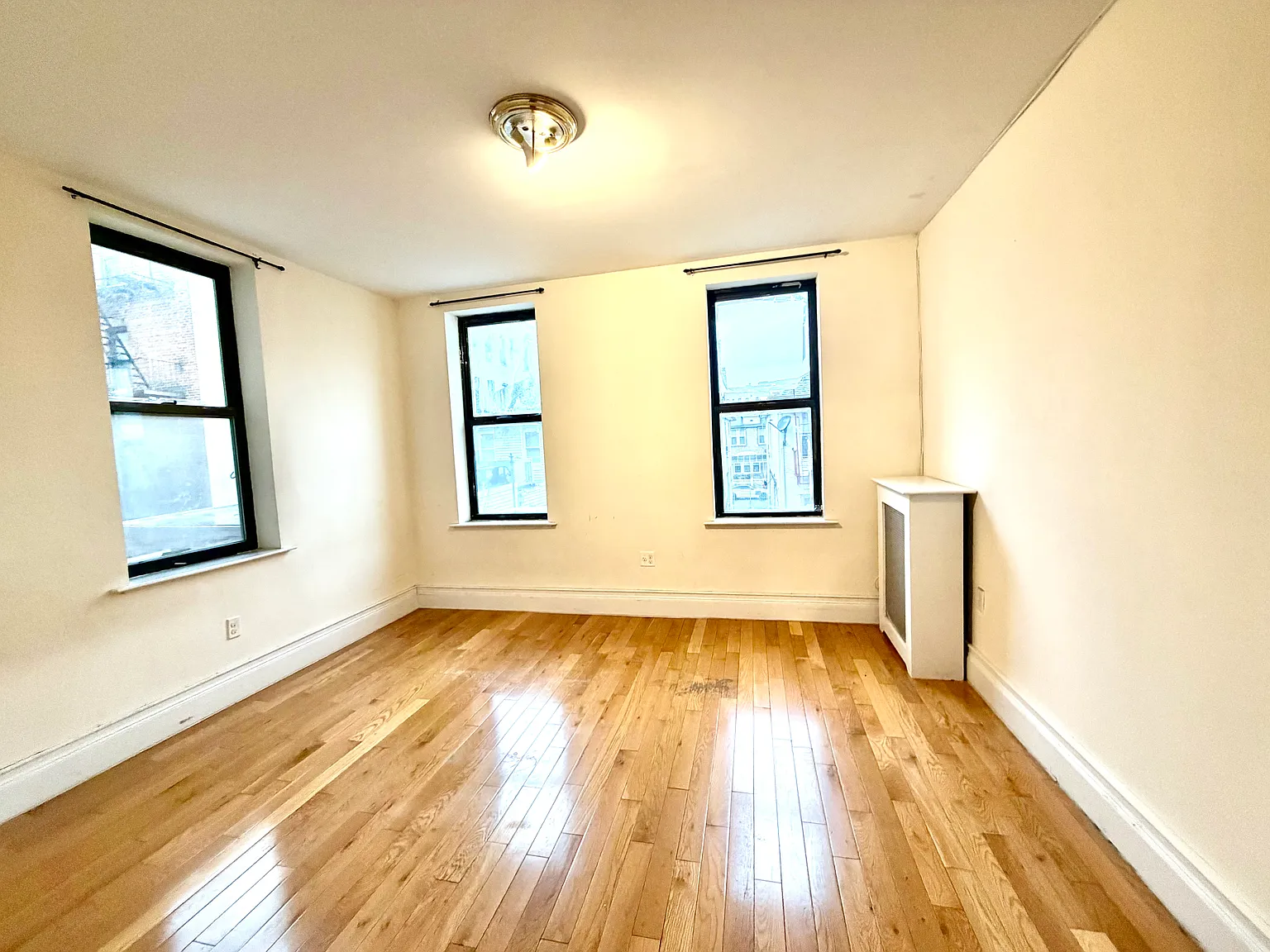 1 bed, $1,920 — Photo 4