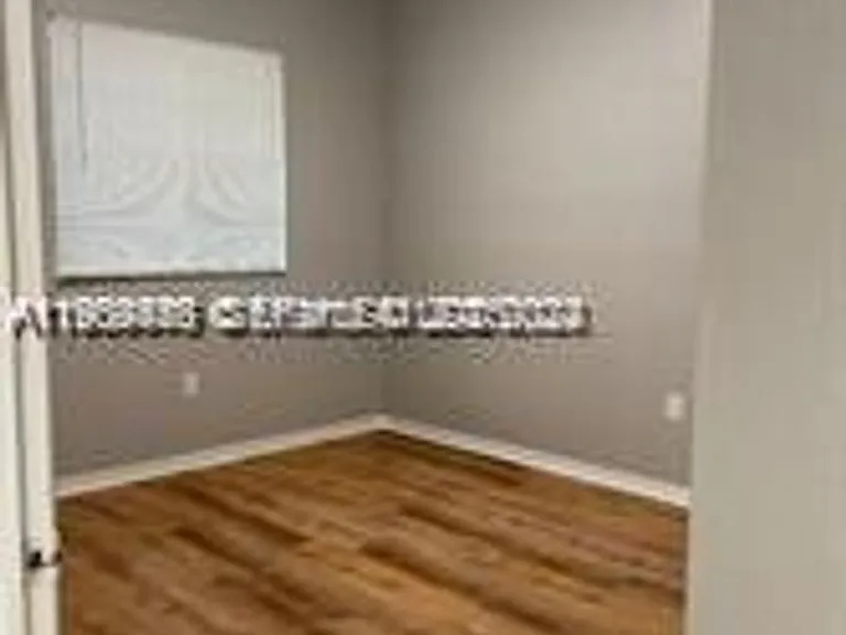 7542 NW 175th St #7542 — Photo 10