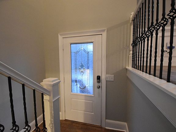 2nd image of 764 Oxford Hall Dr