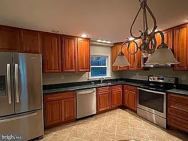 1014 Bailey Ct — Photo 9